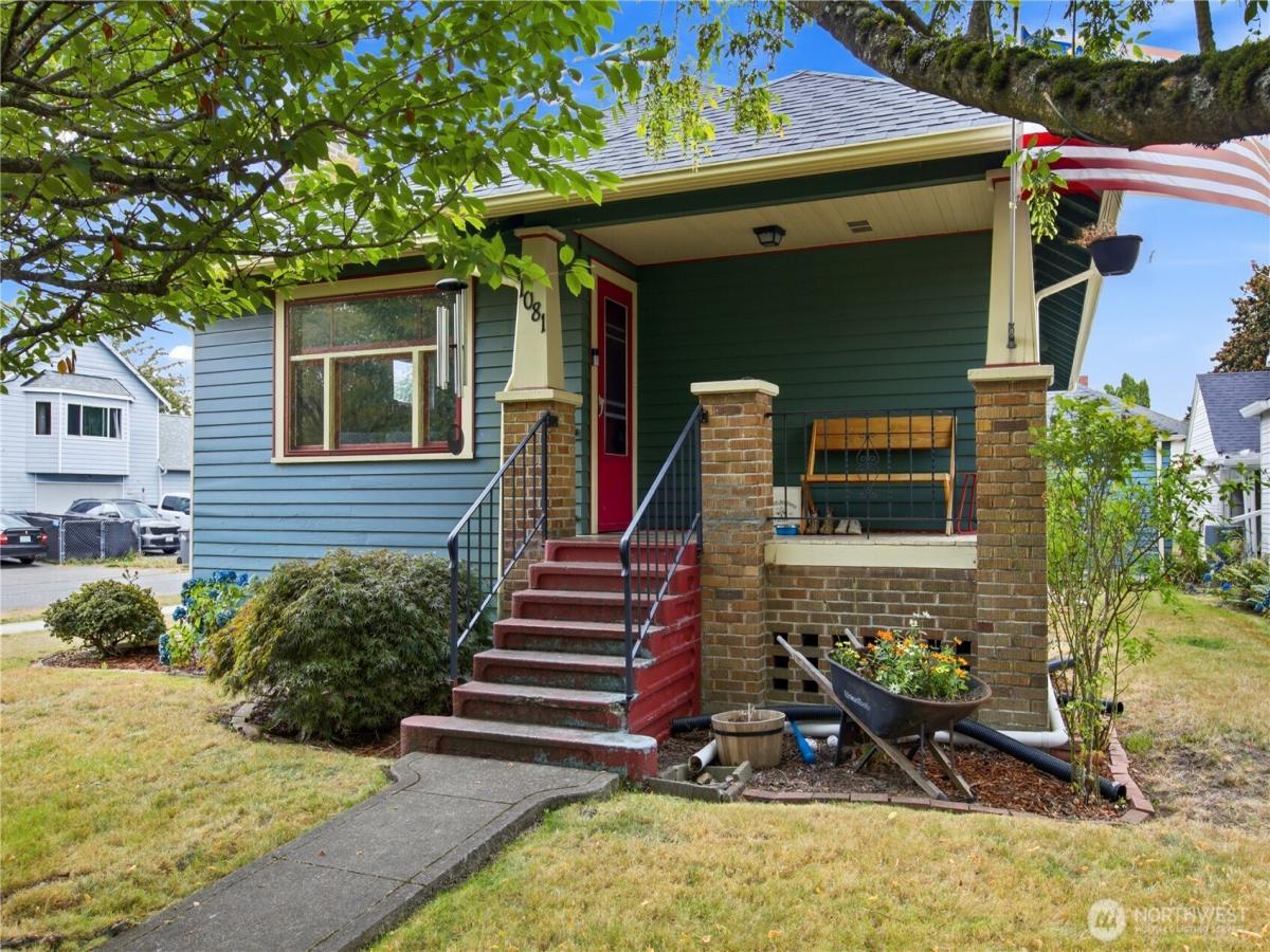 MLS #NWM2576519 image #0
