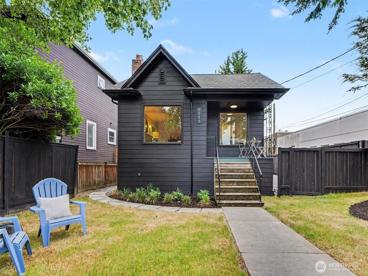 MLS #NWM2576537 image #0