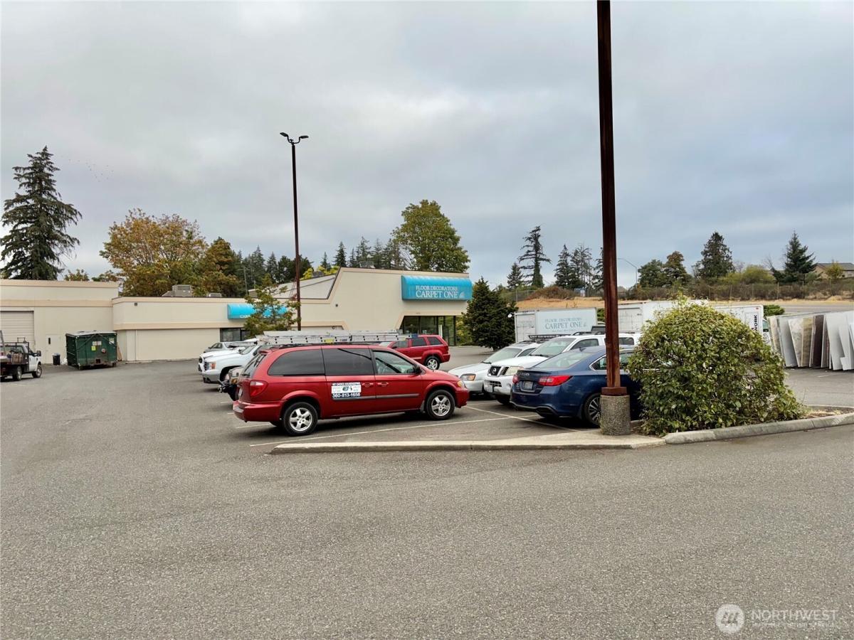 MLS #NWM2576638 image #0