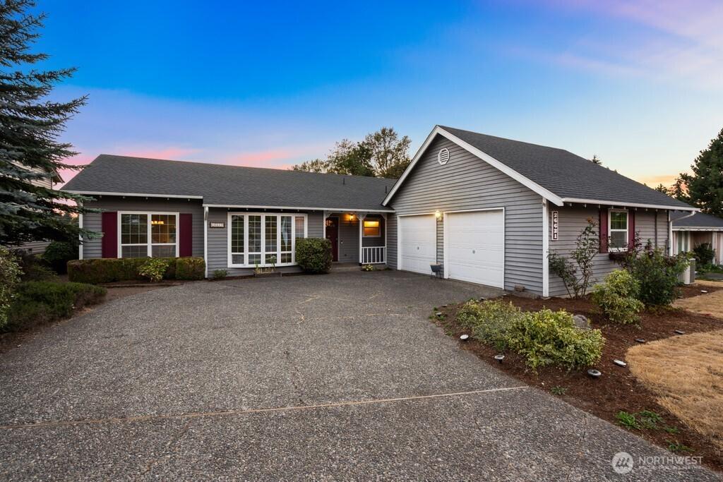 MLS #NWM2576756 image #0