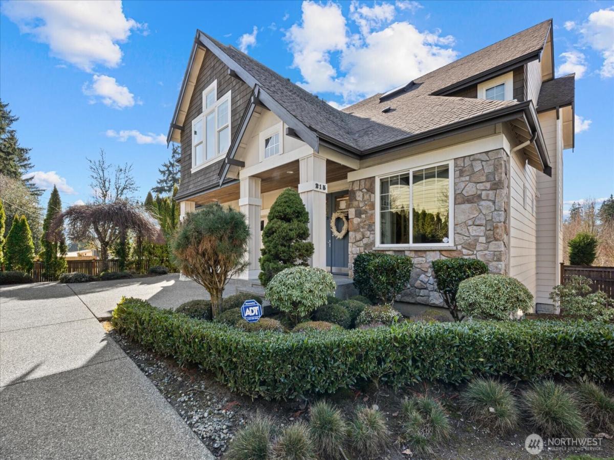 MLS #NWM2576832 image #0