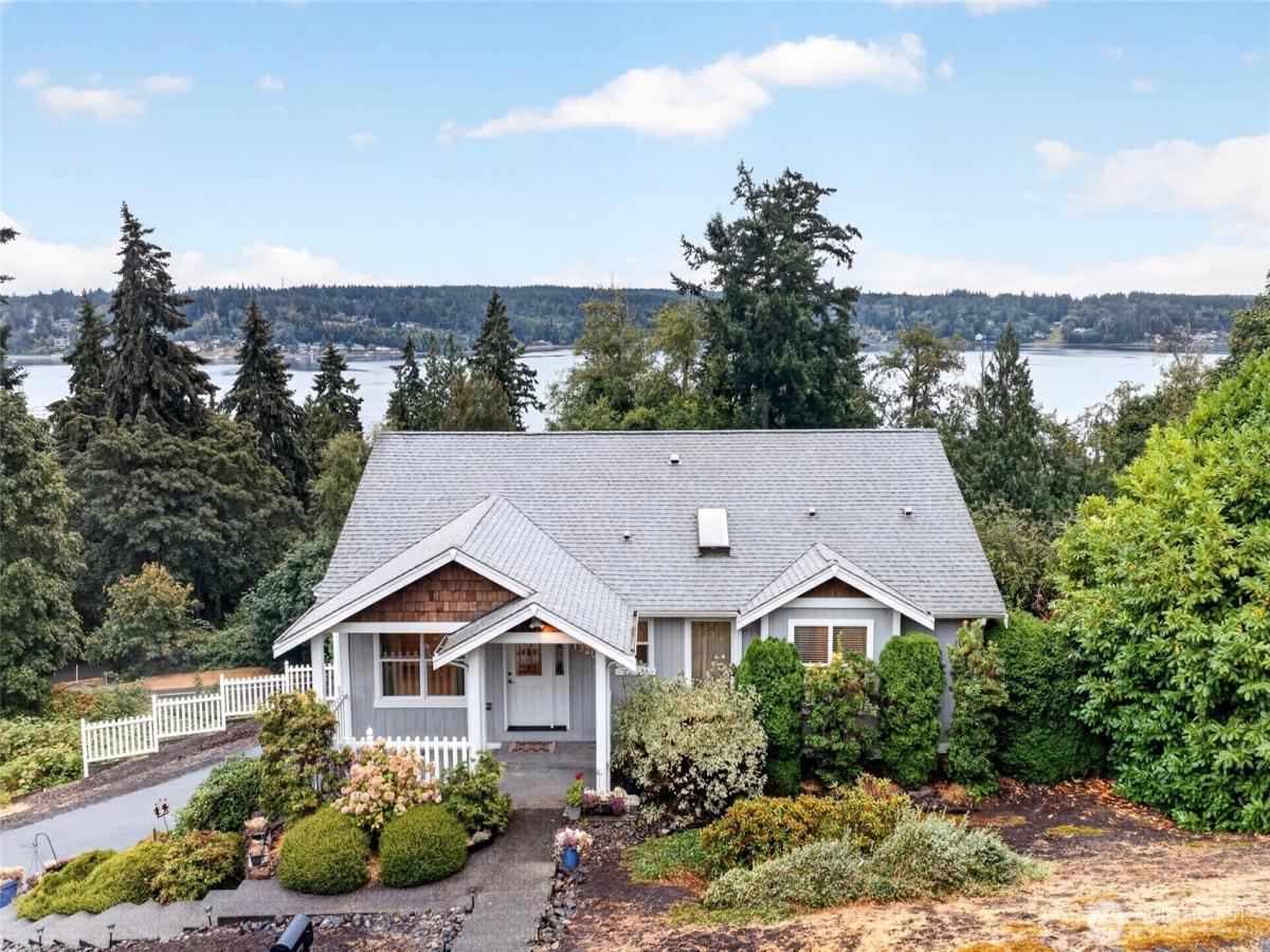 MLS #NWM2576958 image #0