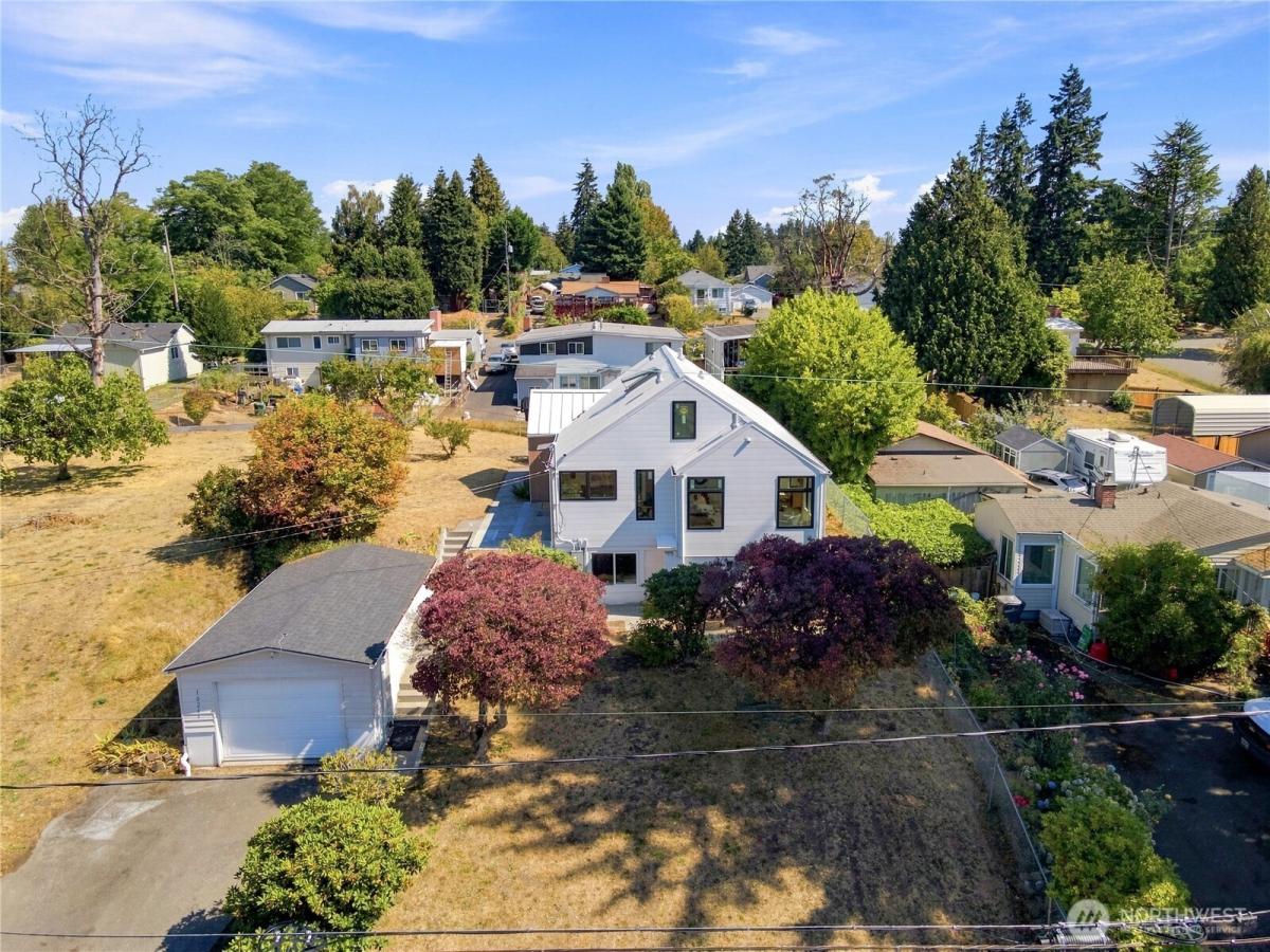 MLS #NWM2577288 image #0