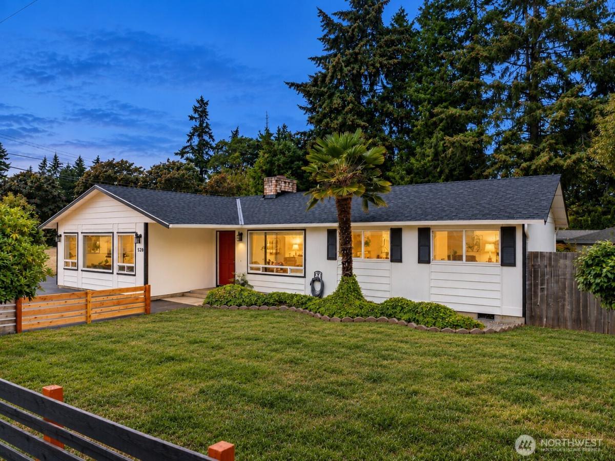 MLS #NWM2577642 image #0