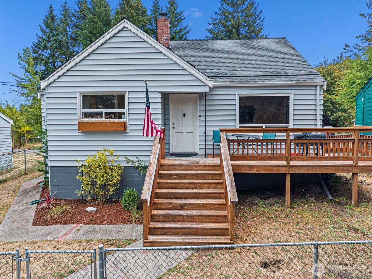 MLS #NWM2577926 image #0