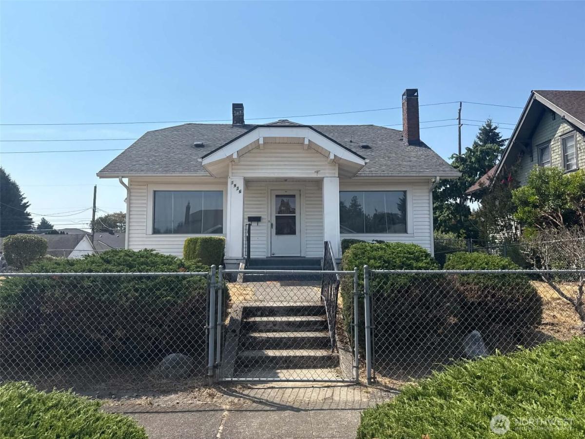 MLS #NWM2578140 image #0