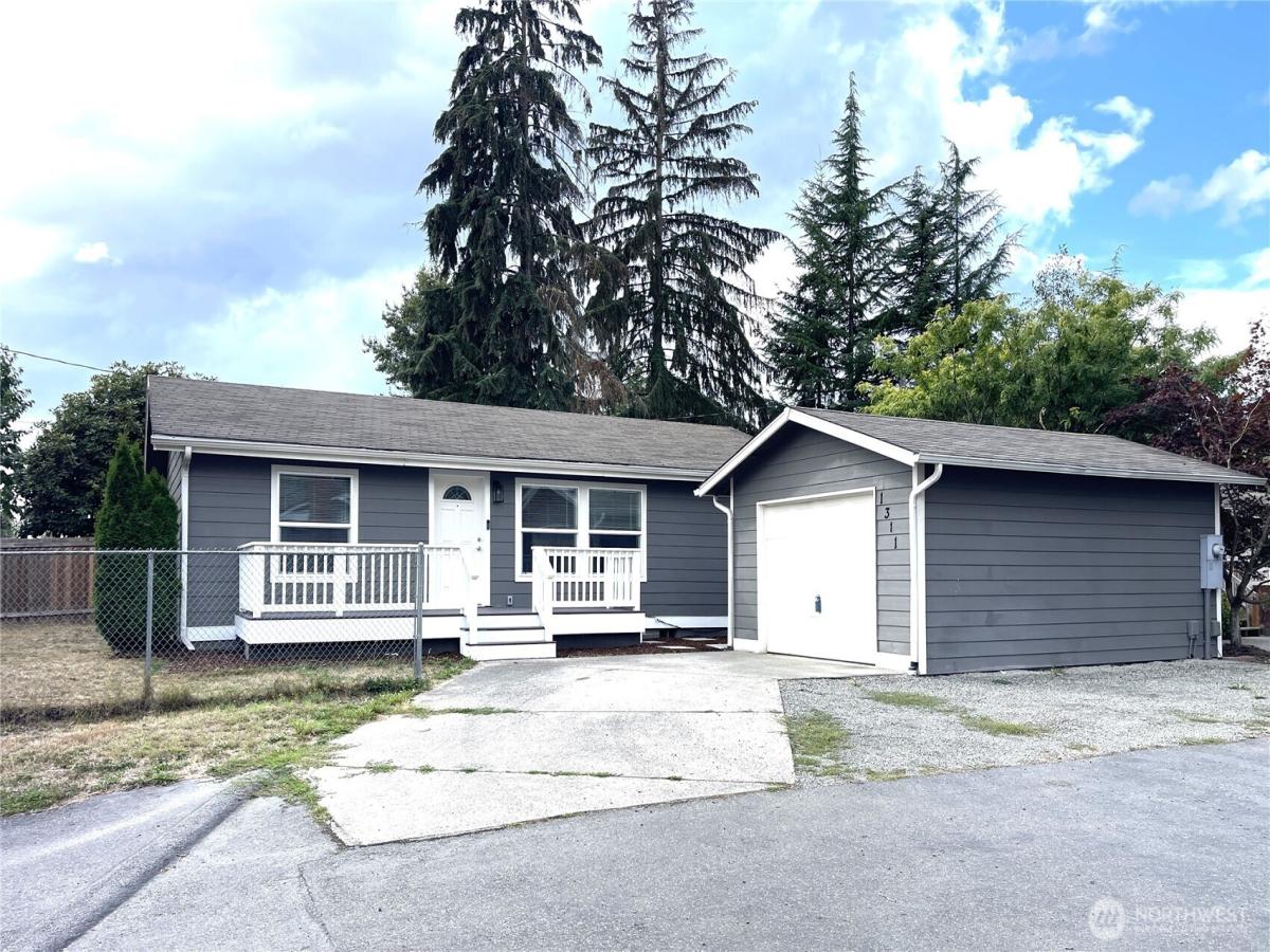 MLS #NWM2578273 image #0