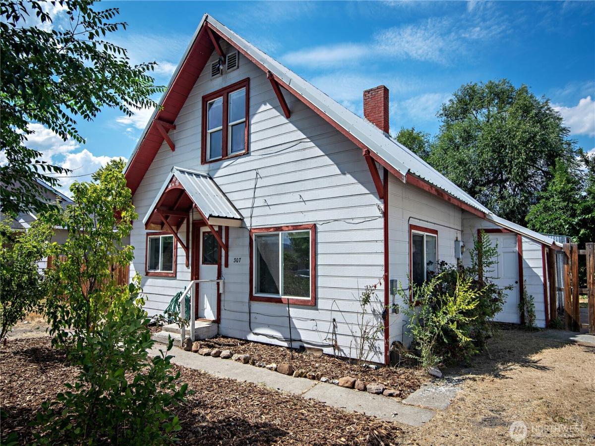 MLS #NWM2578281 image #0