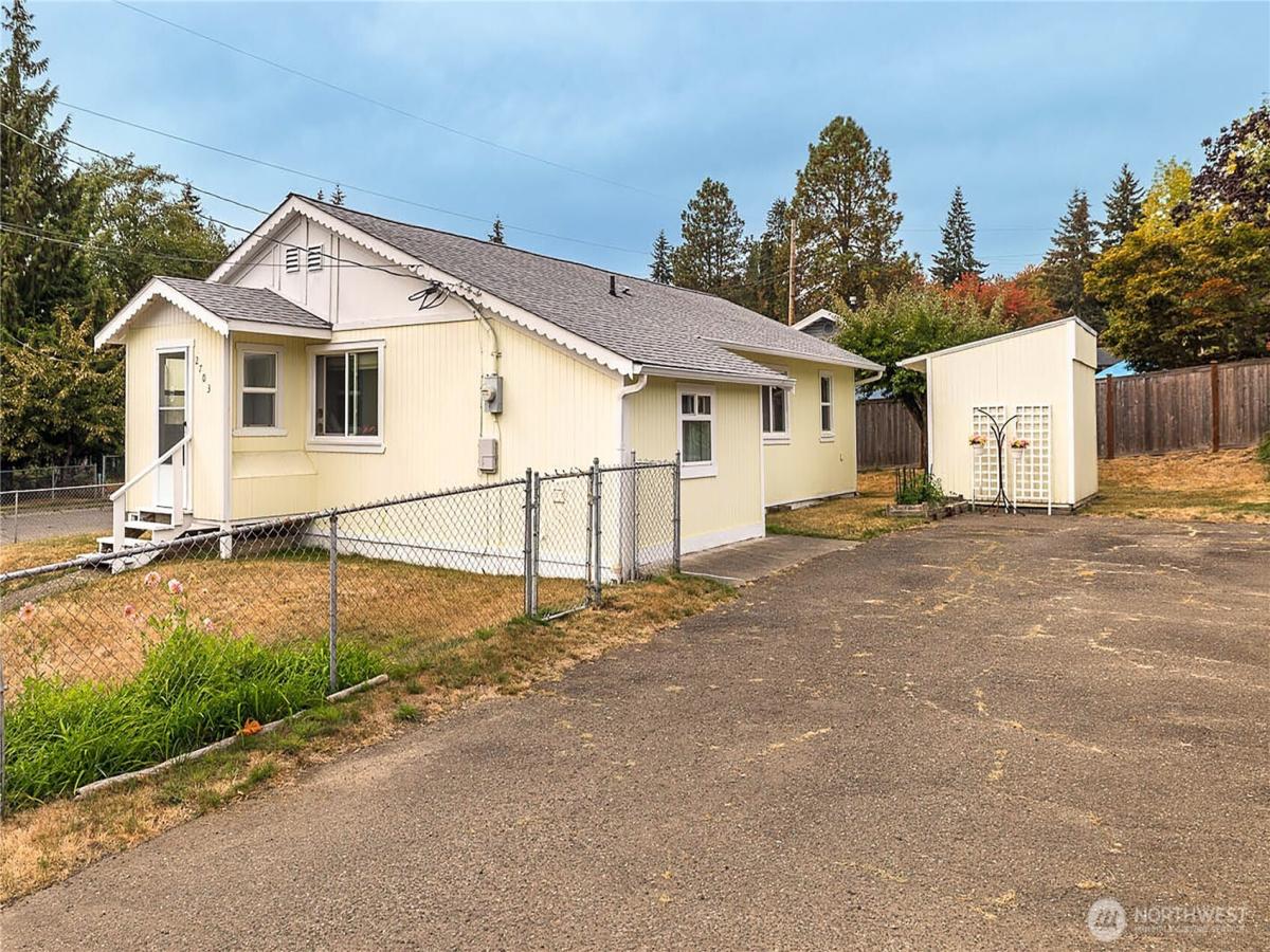 MLS #NWM2578765 image #0