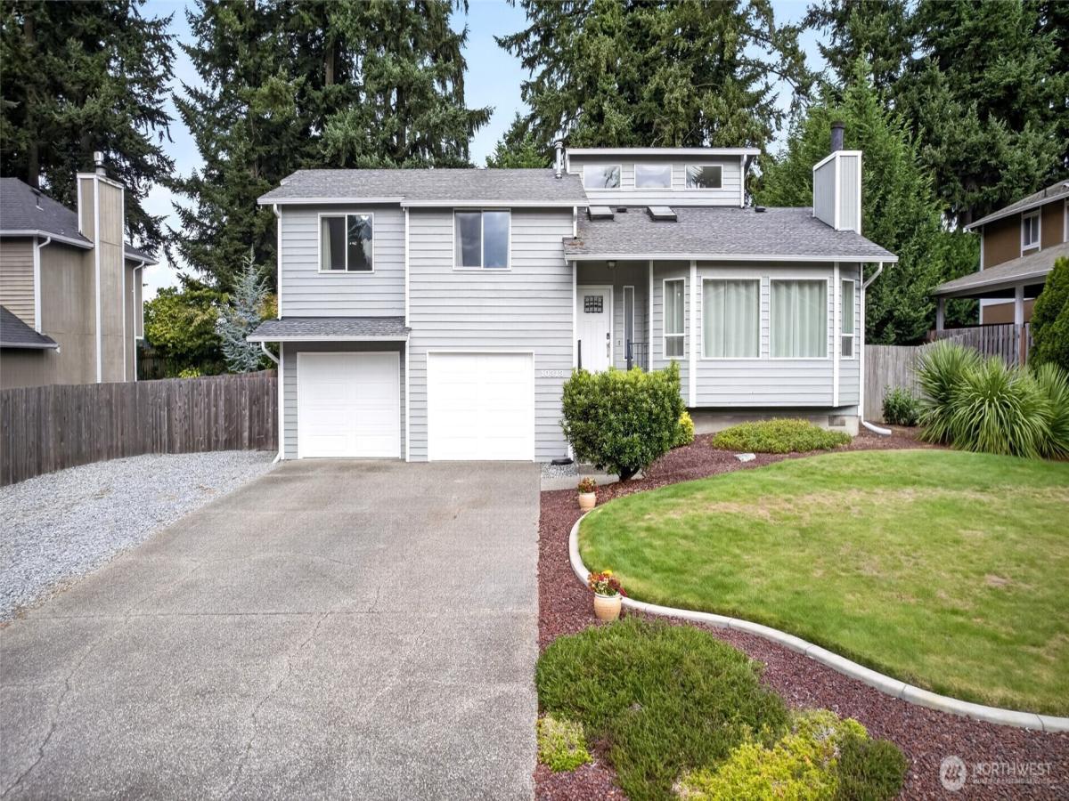 MLS #NWM2579584 image #0
