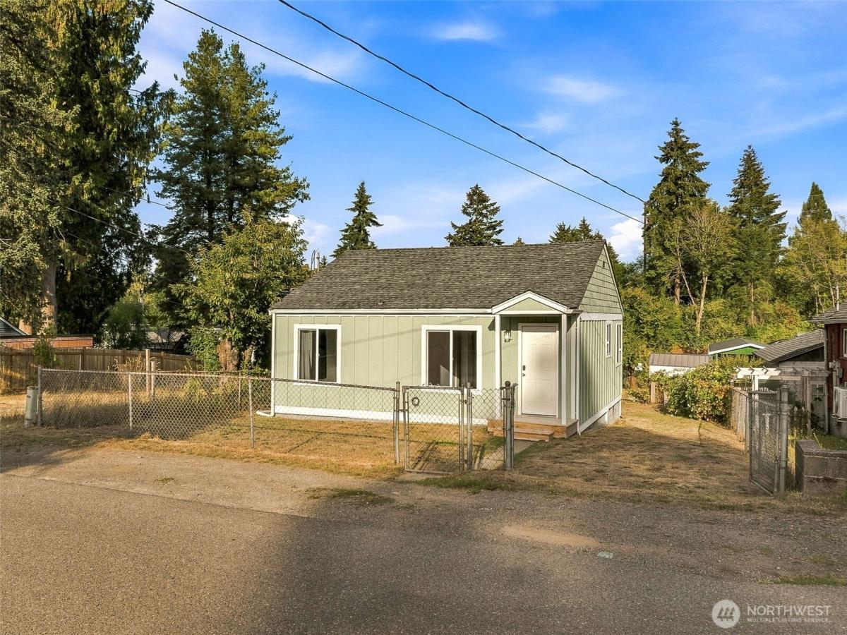 MLS #NWM2579670 image #0