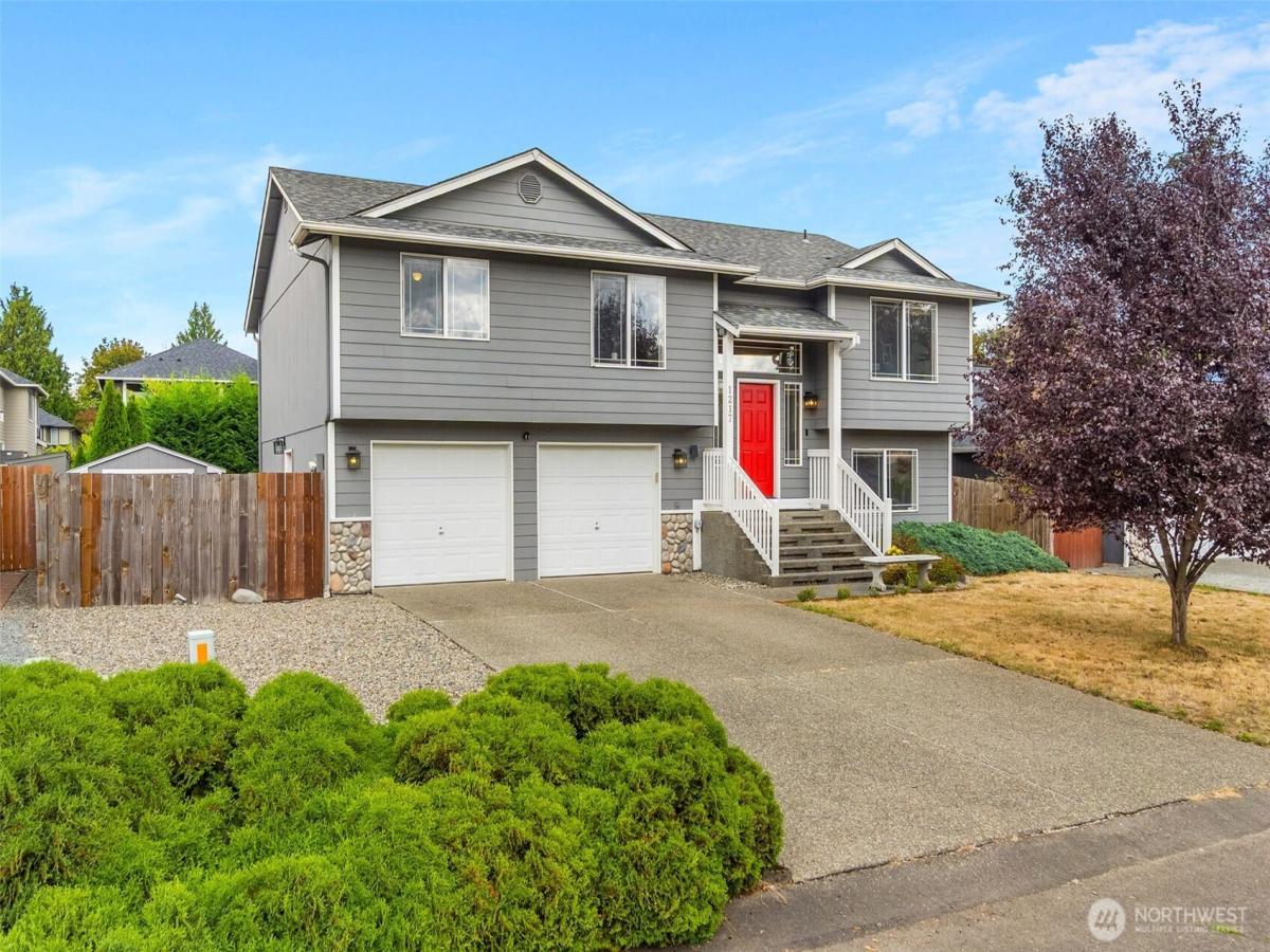MLS #NWM2579699 image #0