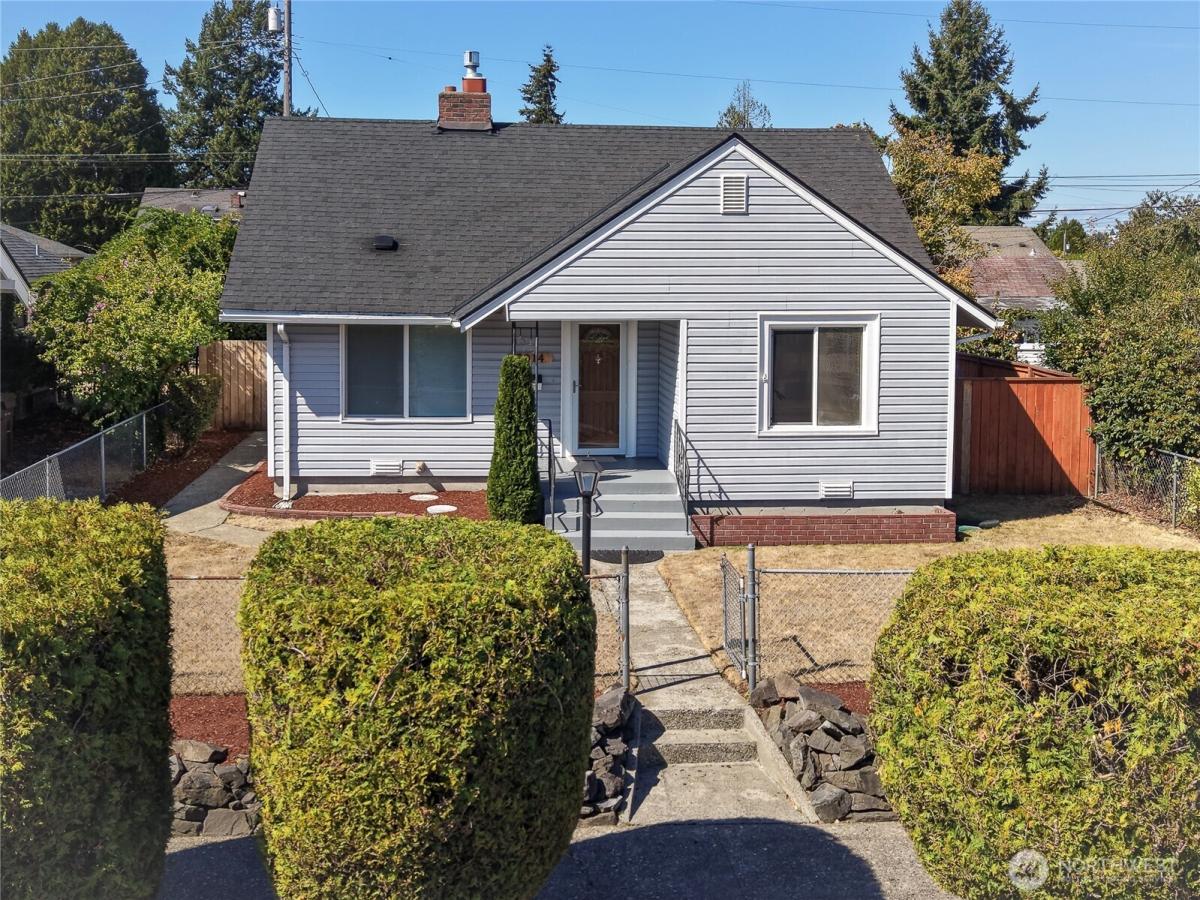 MLS #NWM2579880 image #0