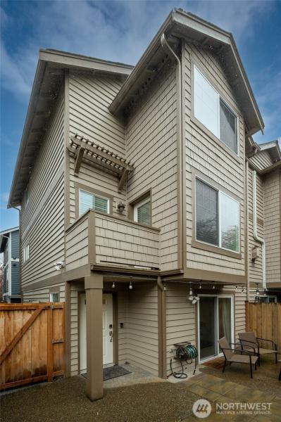 MLS #NWM2580943 image #0