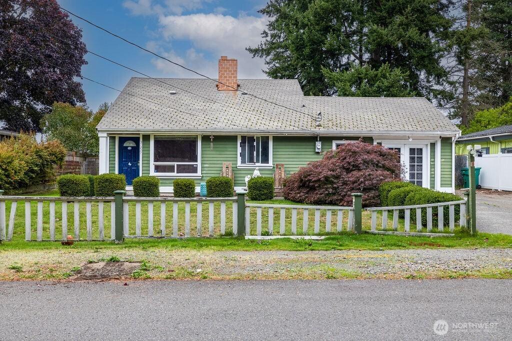 MLS #NWM2581284 image #0