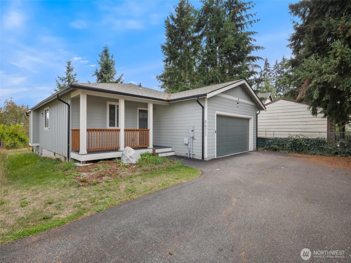 MLS #NWM2581343 image #0