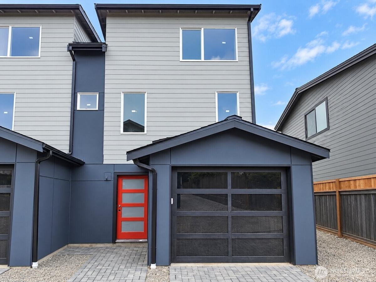 MLS #NWM2581853 image #0