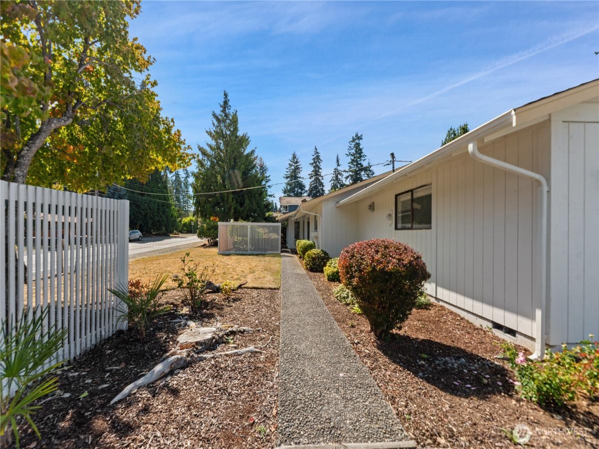 MLS #NWM2582377 image #0