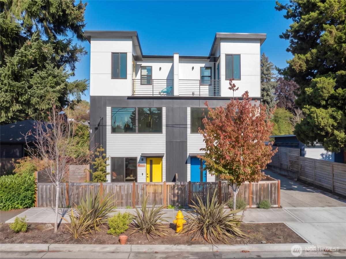 MLS #NWM2582558 image #0