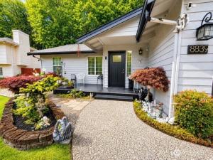 MLS #NWM2582579 image #0