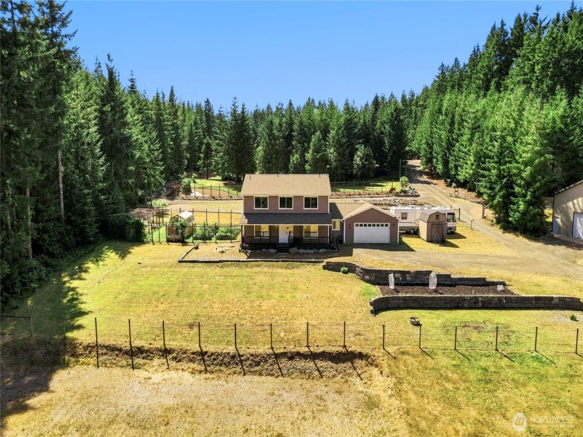 MLS #NWM2582863 image #0