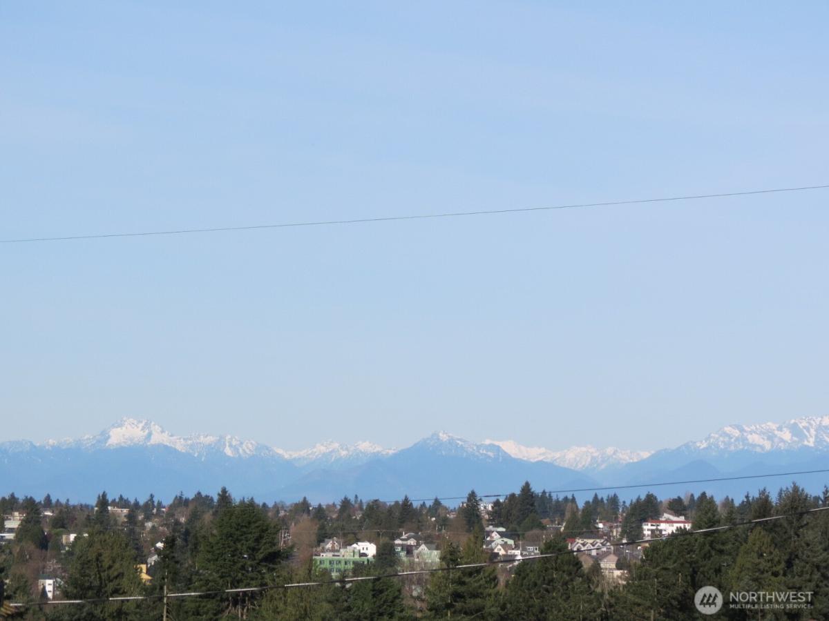 MLS #NWM2583072 image #0