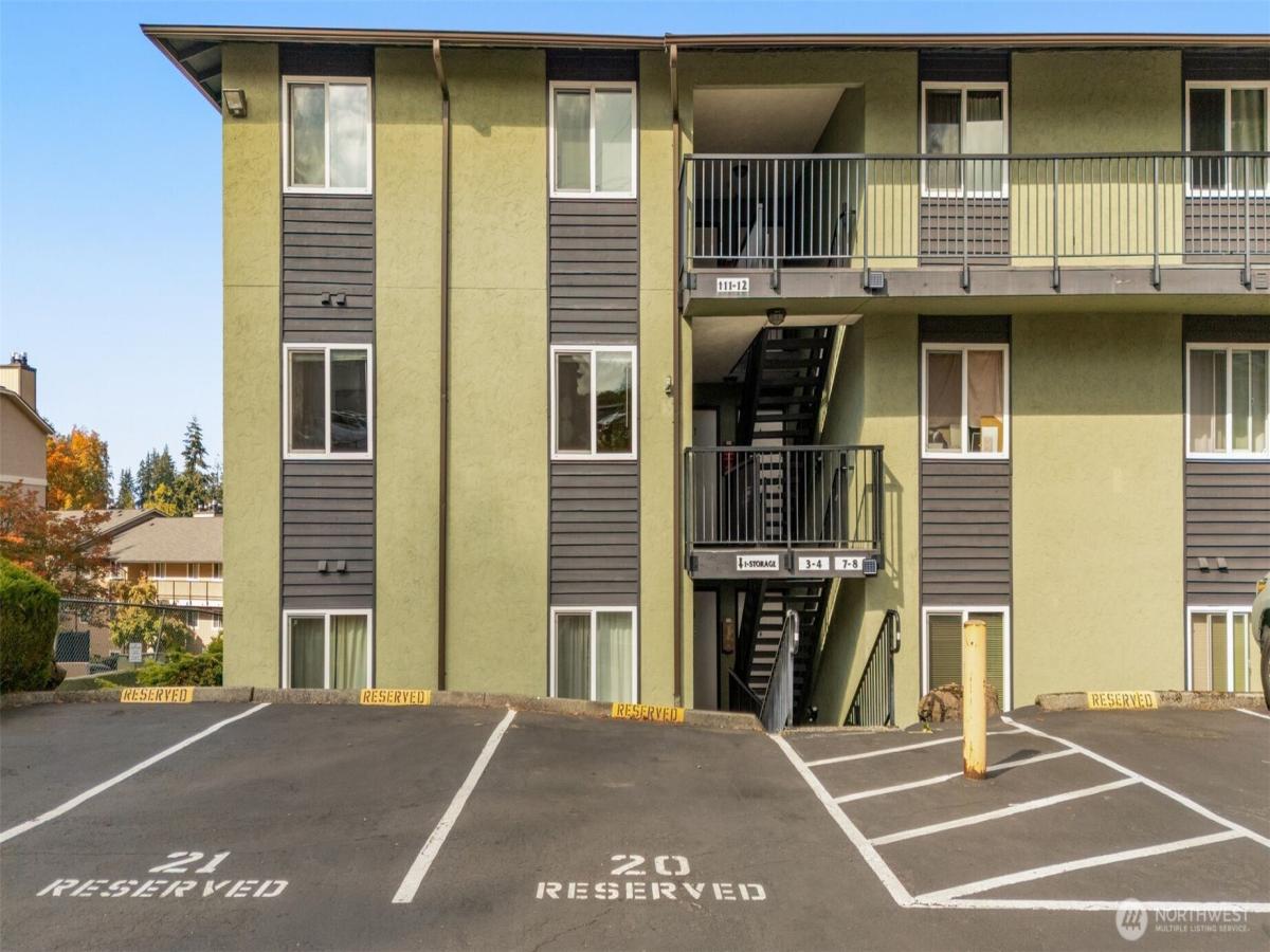MLS #NWM2583249 image #0