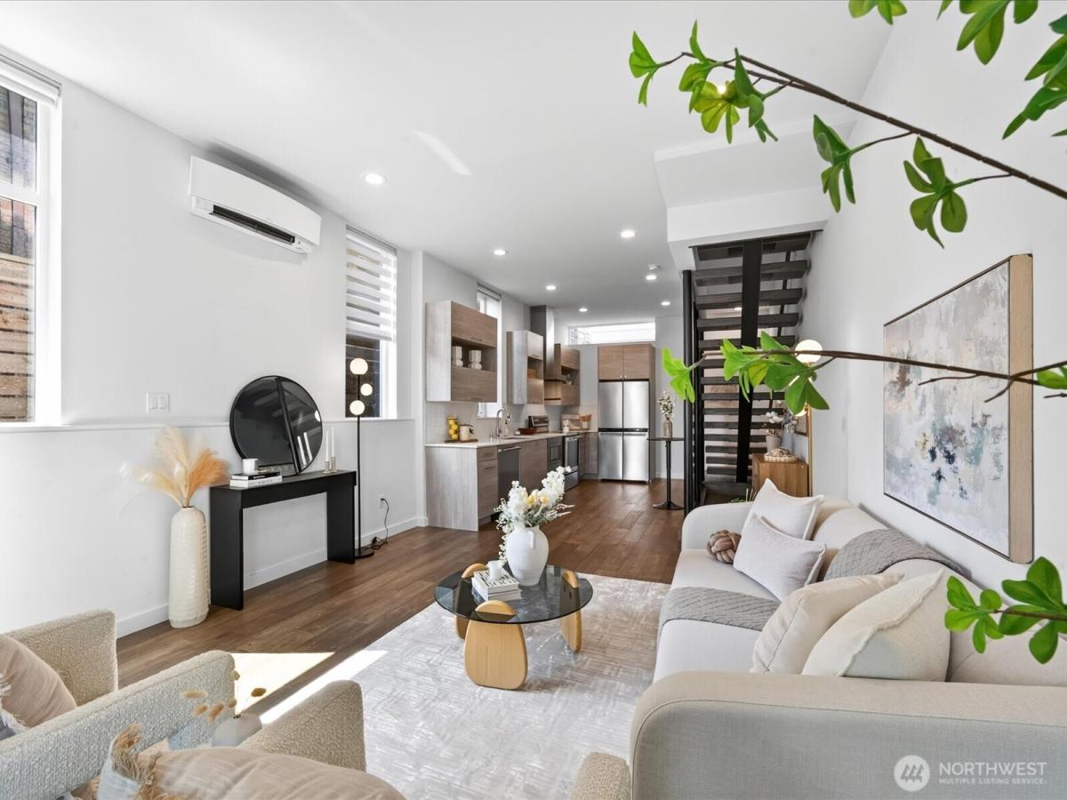 MLS #NWM2583381 image #0