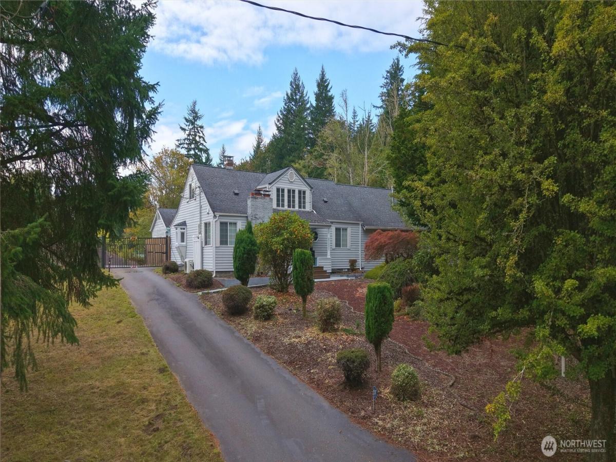 MLS #NWM2583464 image #0