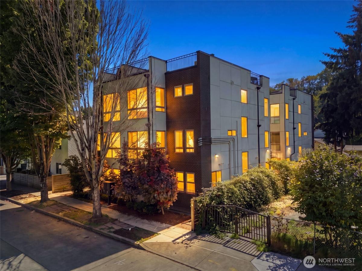 MLS #NWM2584065 image #0