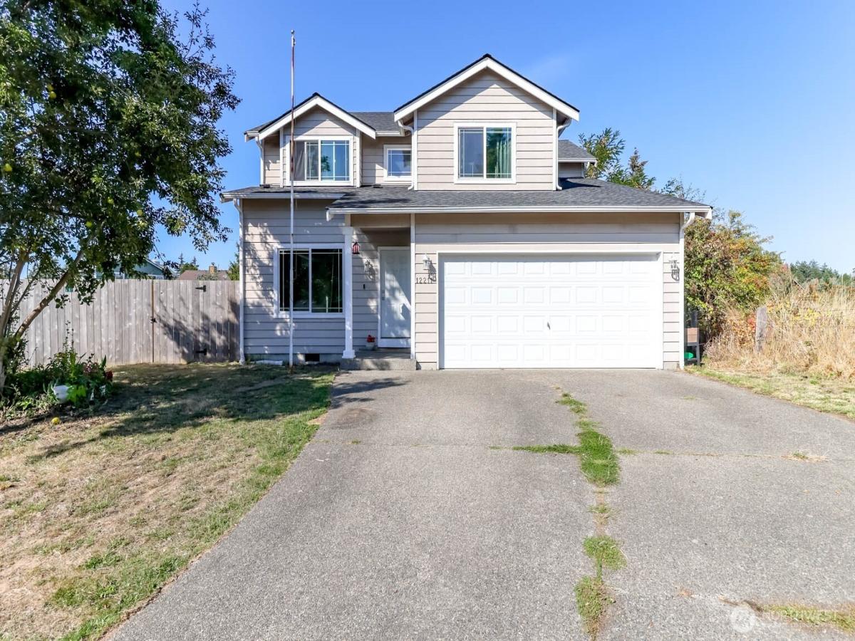 MLS #NWM2584383 image #0