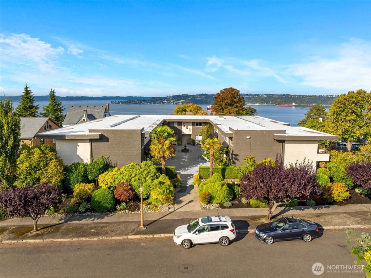MLS #NWM2584427 image #0