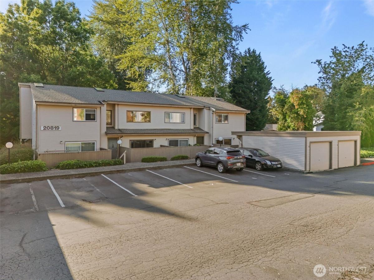 MLS #NWM2584464 image #0