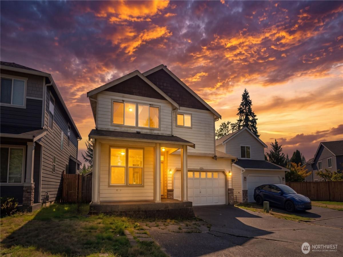 MLS #NWM2584625 image #0
