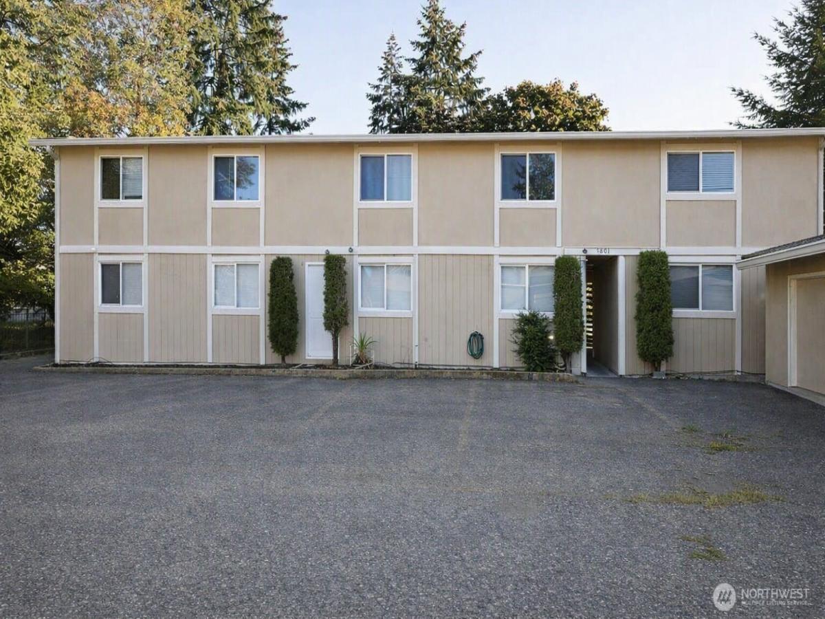 MLS #NWM2585708 image #0