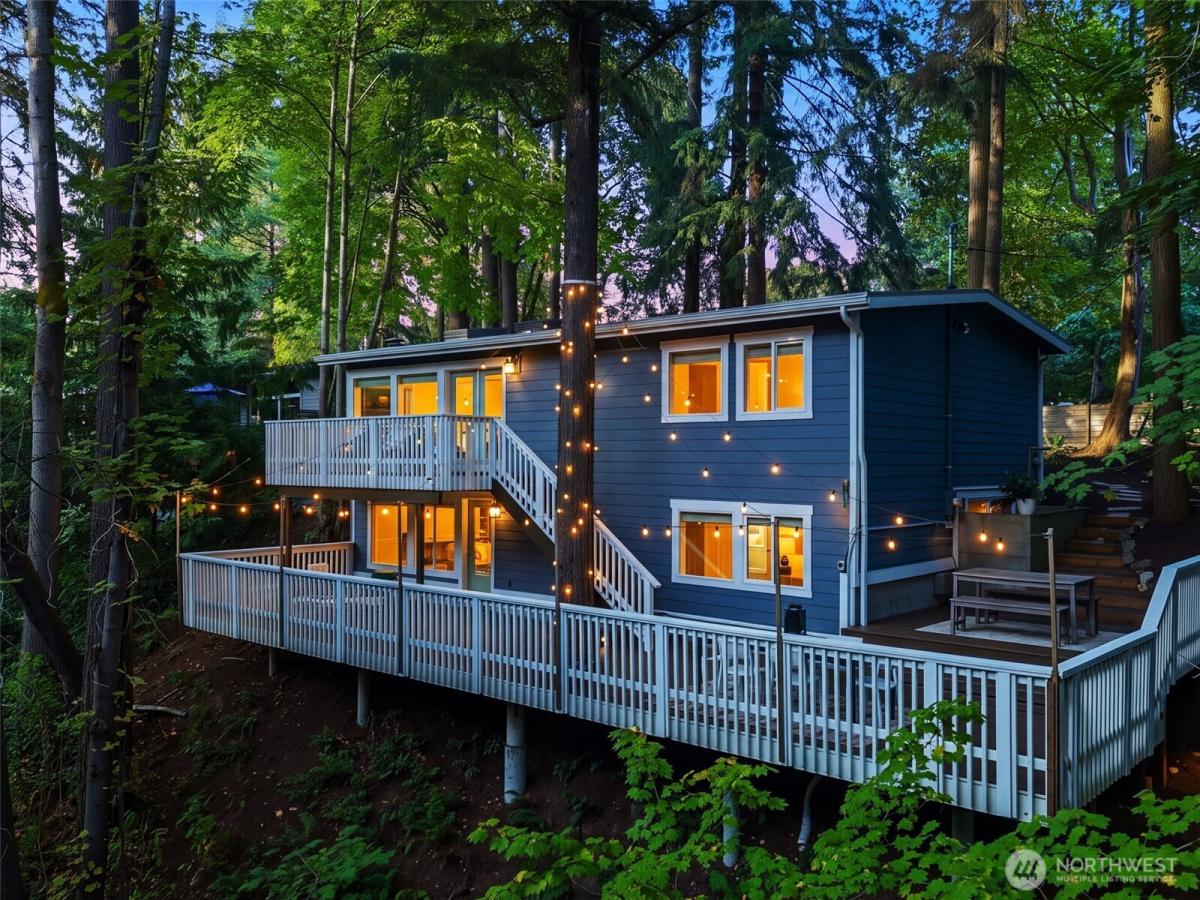 MLS #NWM2585719 image #0