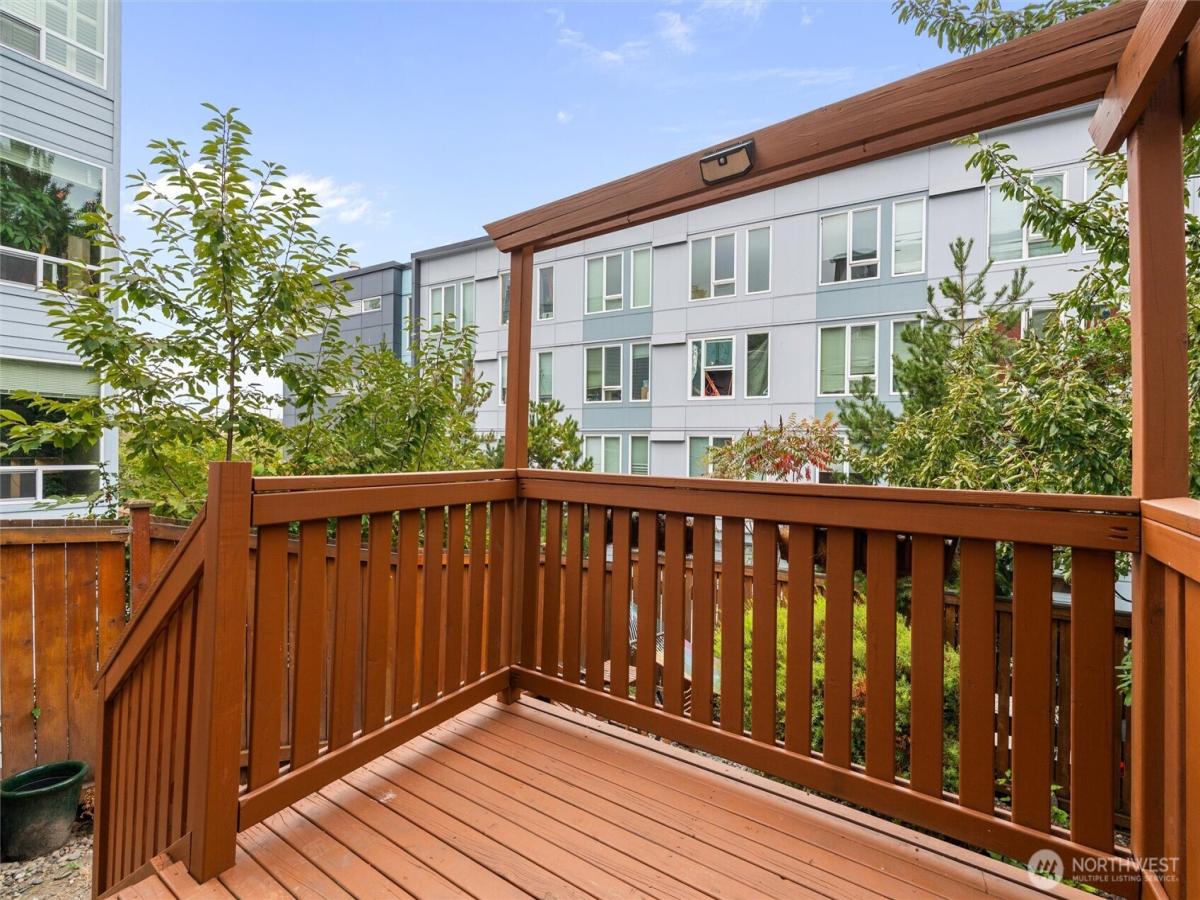 MLS #NWM2585779 image #0