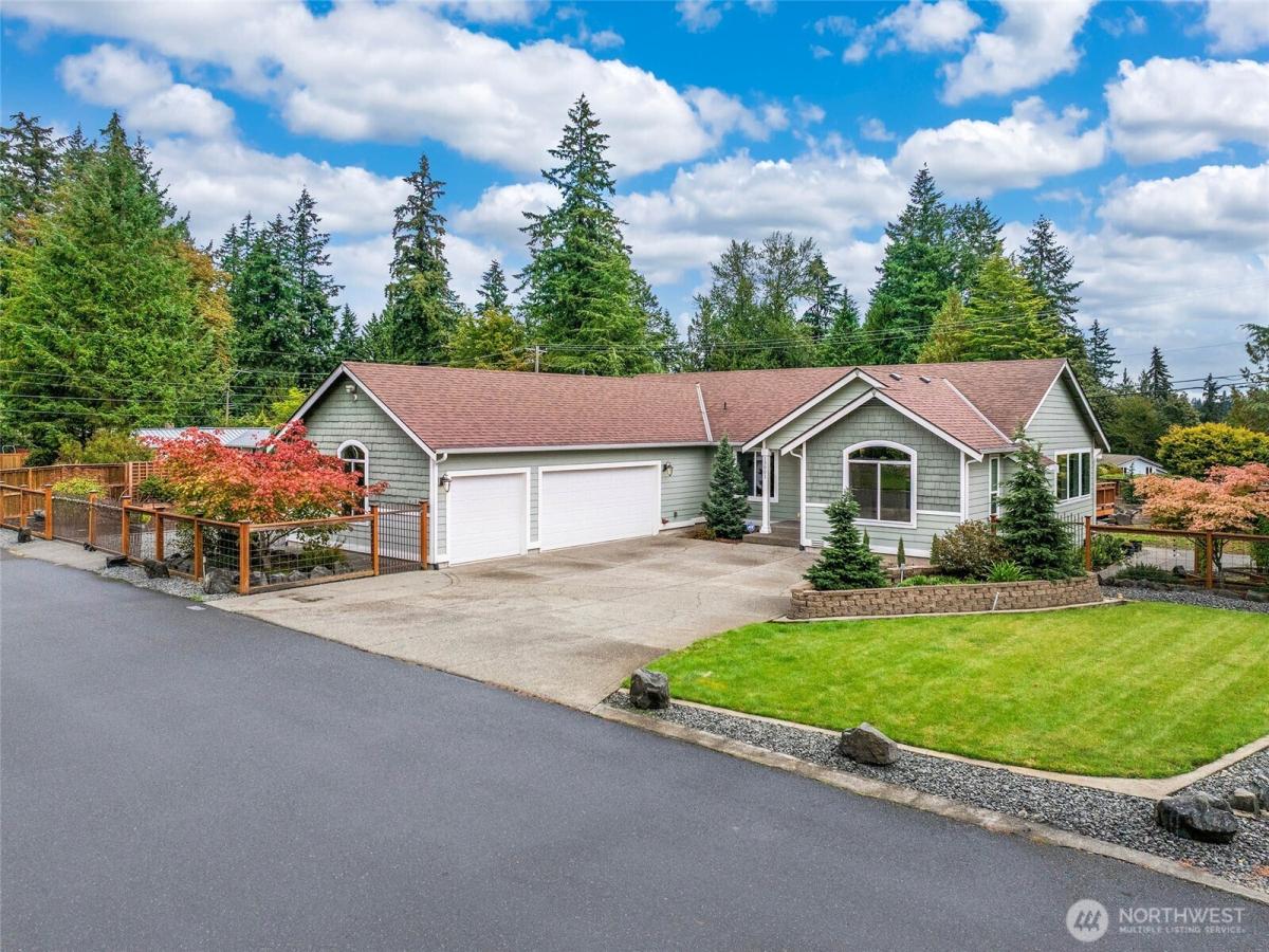 MLS #NWM2585915 image #0