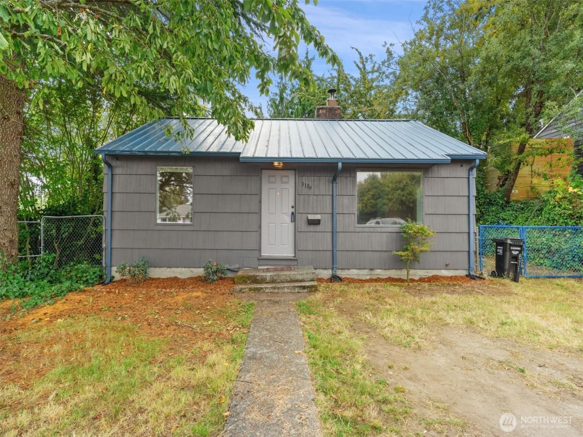 MLS #NWM2585972 image #0