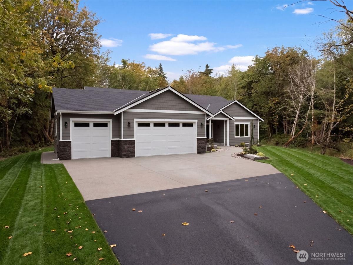 MLS #NWM2585983 image #0