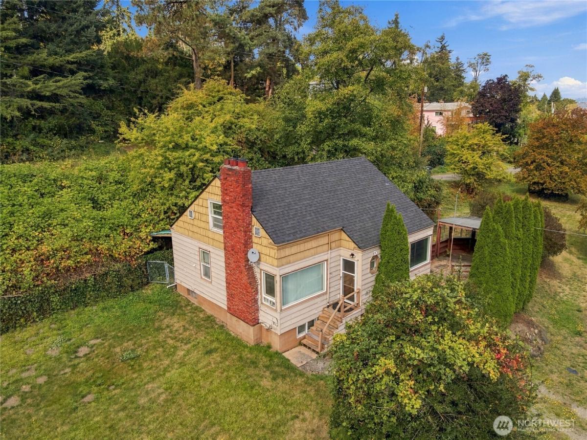 MLS #NWM2586598 image #0