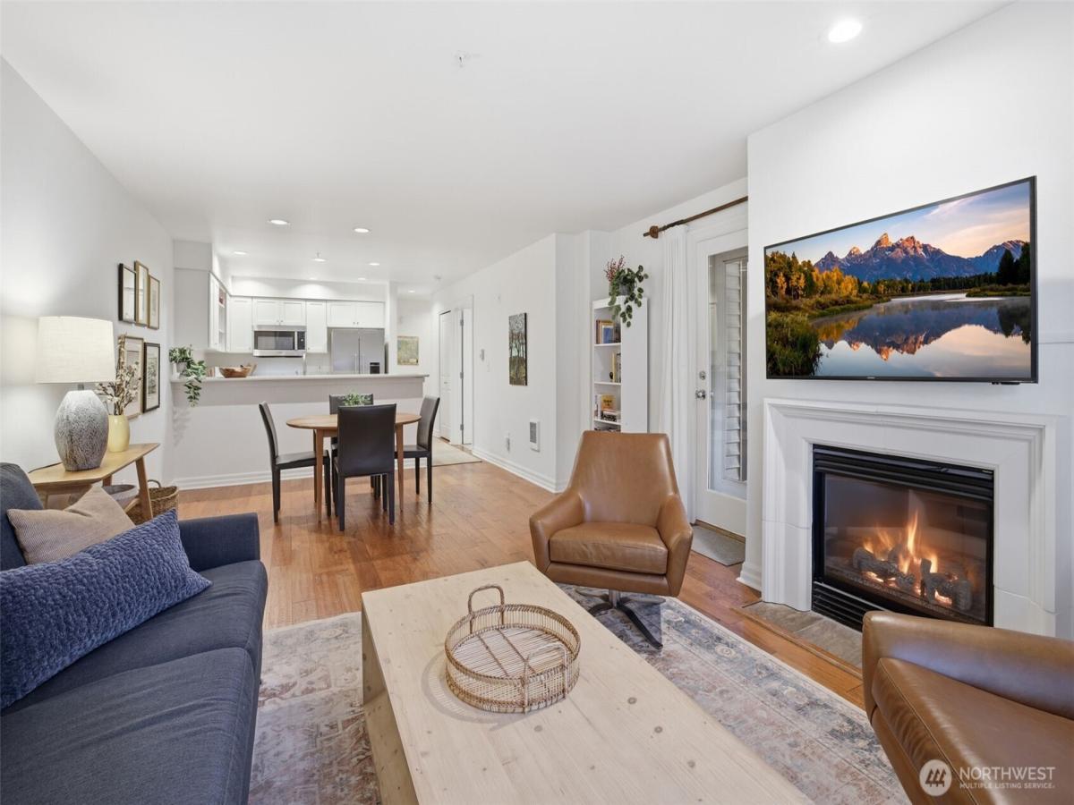MLS #NWM2586784 image #0