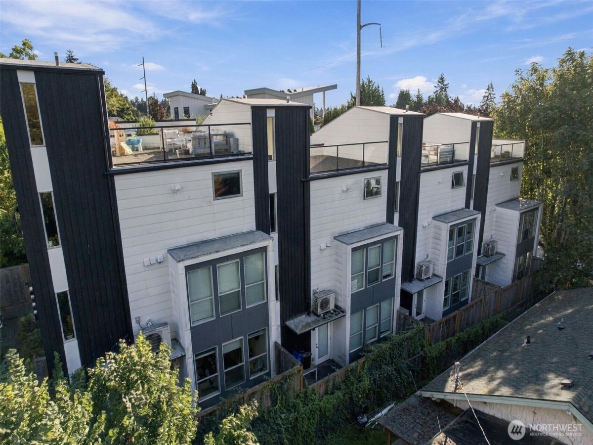 MLS #NWM2586839 image #0