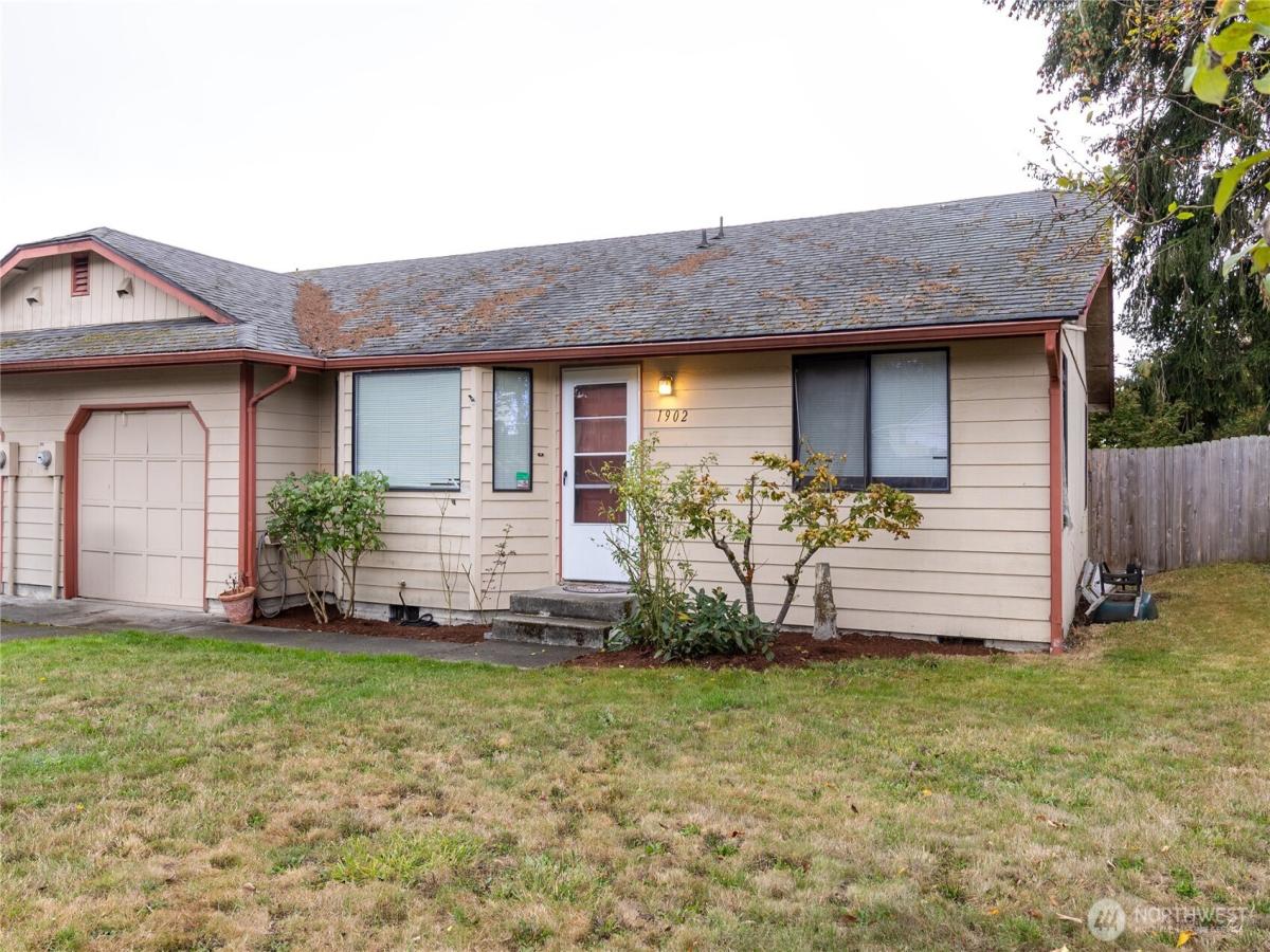 MLS #NWM2586980 image #0