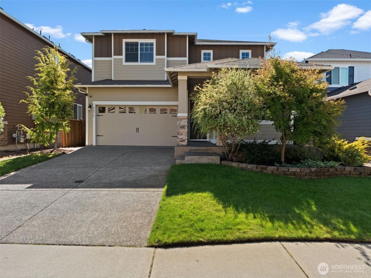 MLS #NWM2588022 image #0