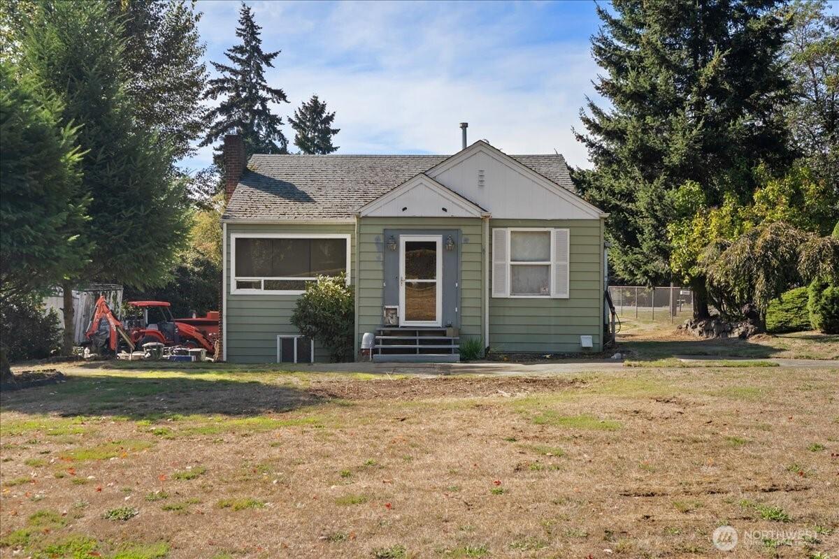 MLS #NWM2588060 image #0