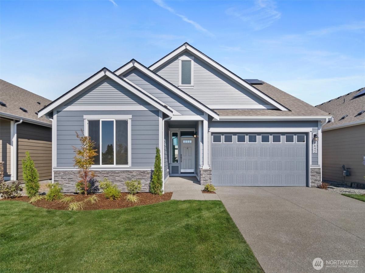 MLS #NWM2588166 image #0