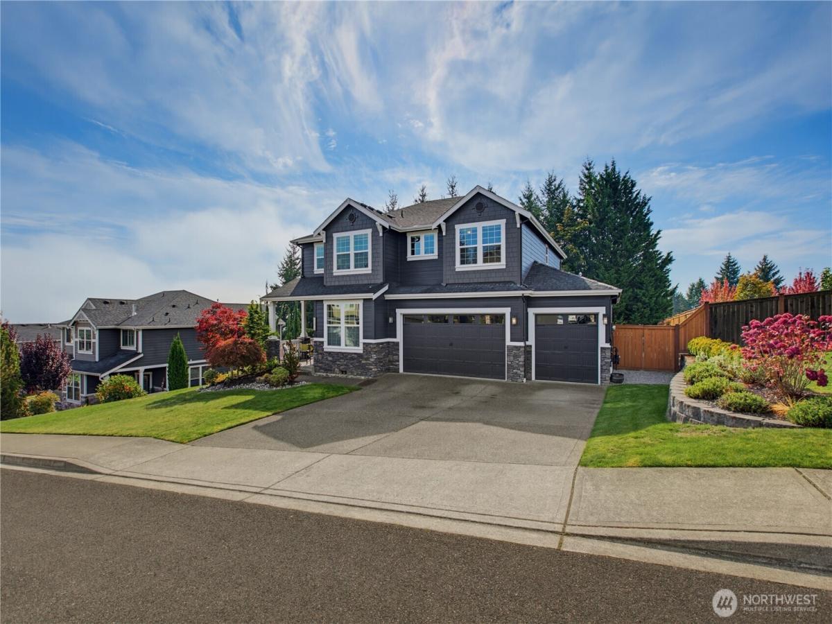 MLS #NWM2588308 image #0