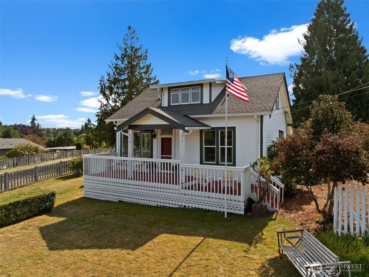 MLS #NWM2588362 image #0