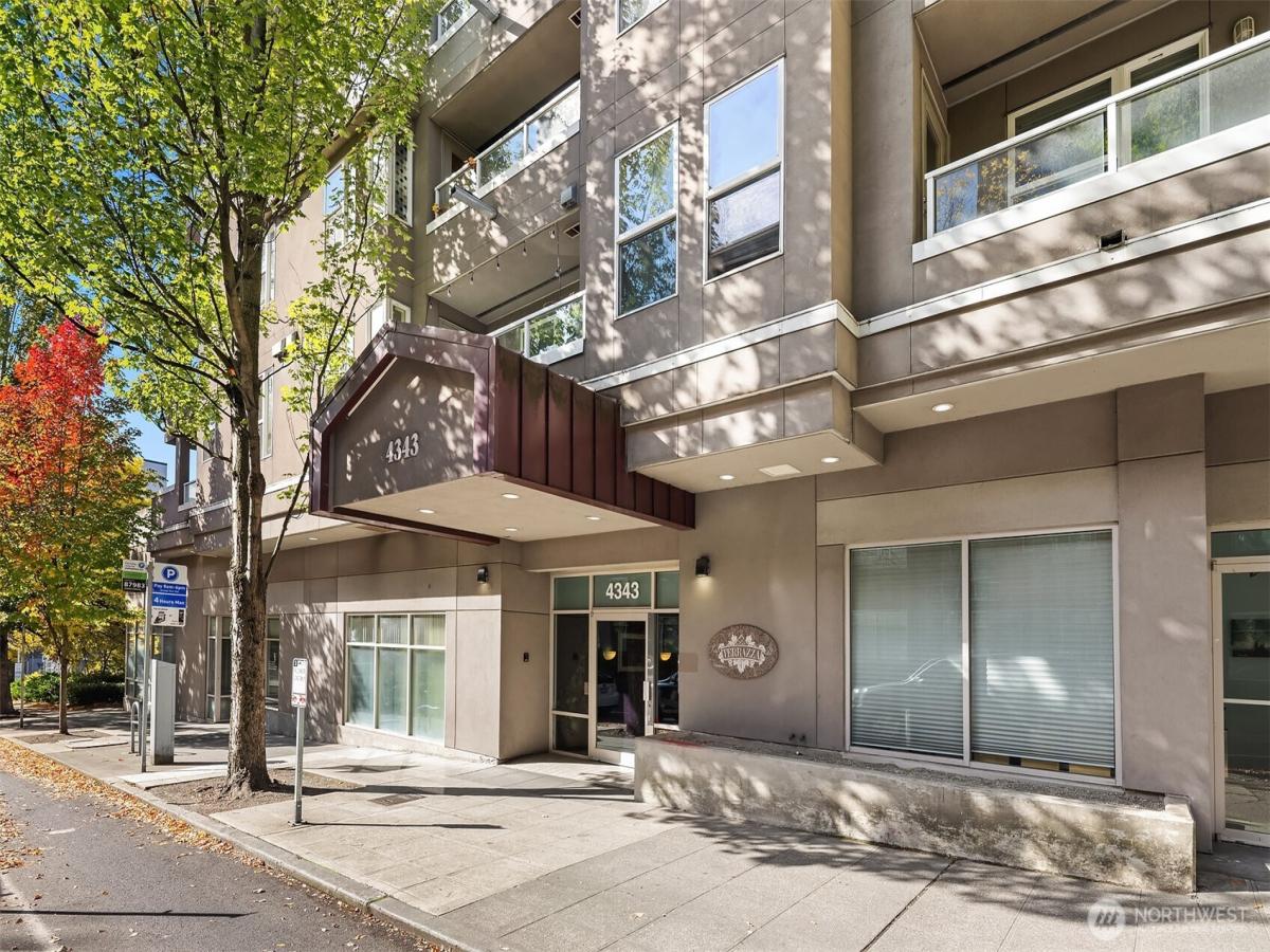 MLS #NWM2588387 image #0
